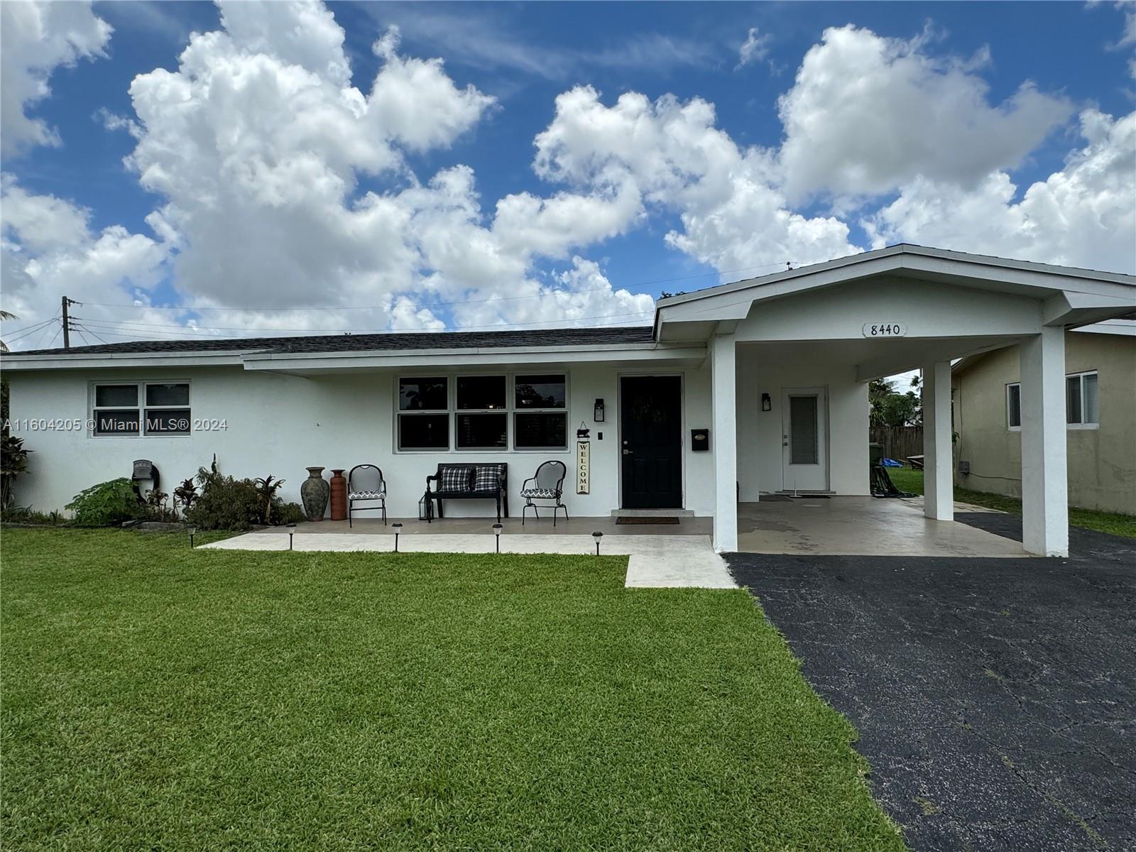 8440 NW 11th Court Pembroke Pines FL 33024