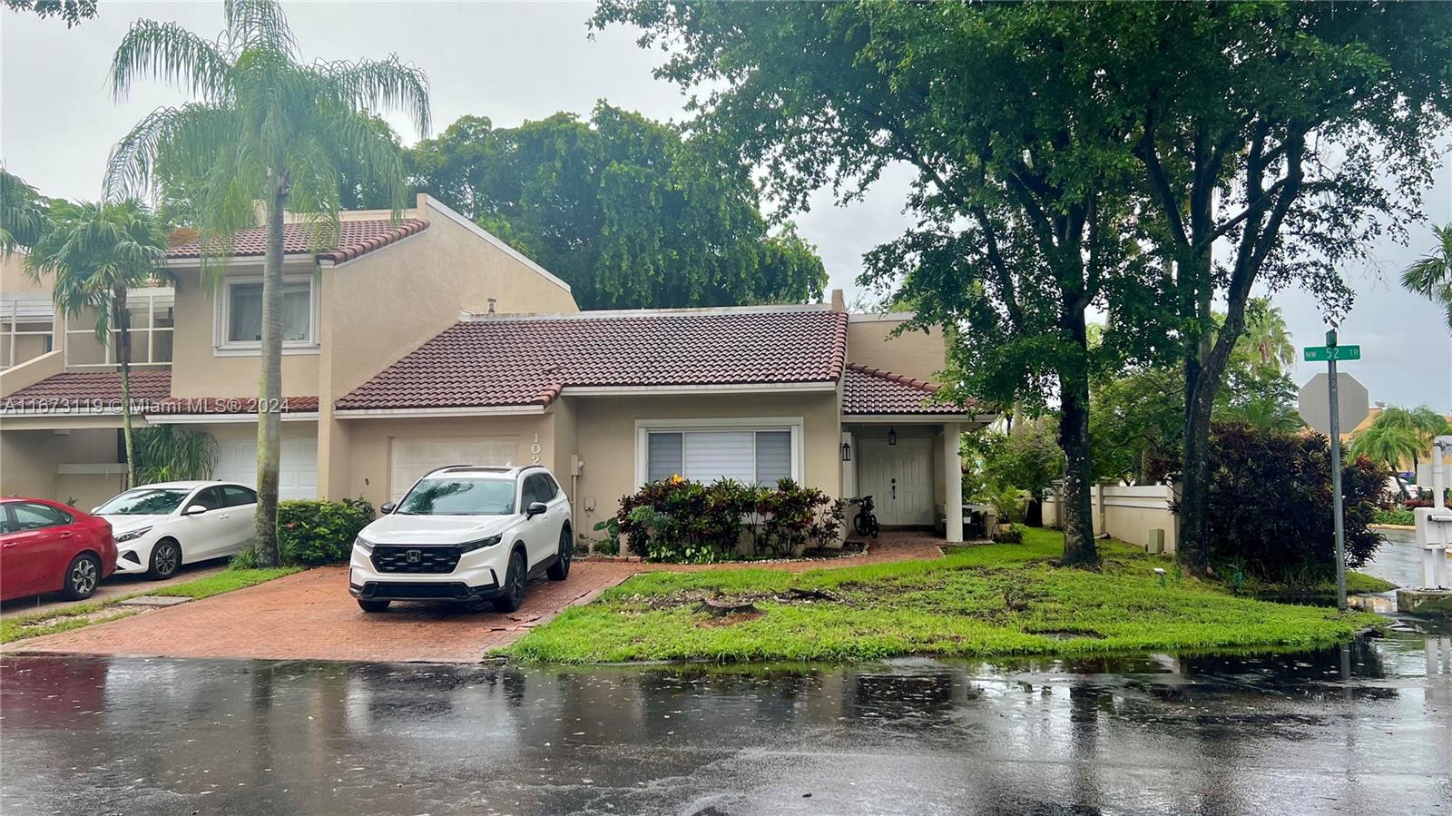10236 NW 52nd Terrace Doral FL 33178