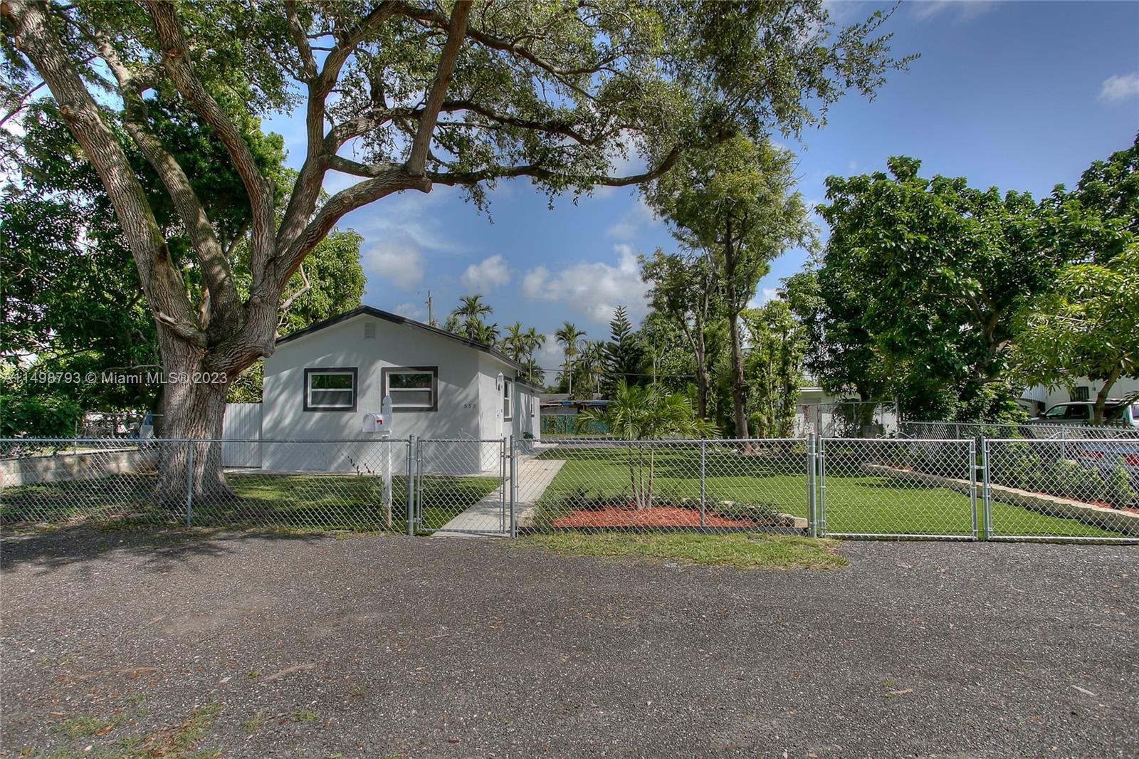 553 NW 101st Street Miami FL 33150