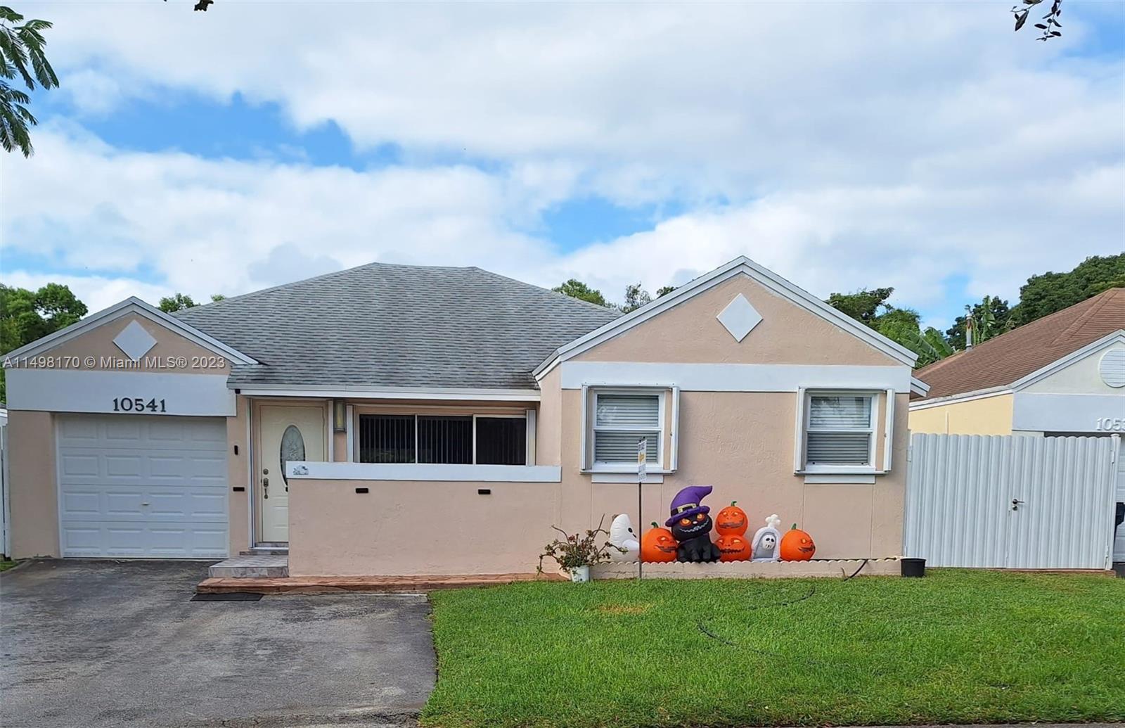 10541 SW 207th Street Cutler Bay FL 33189