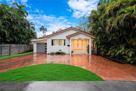 2812 SW 38th Court Miami FL 33134