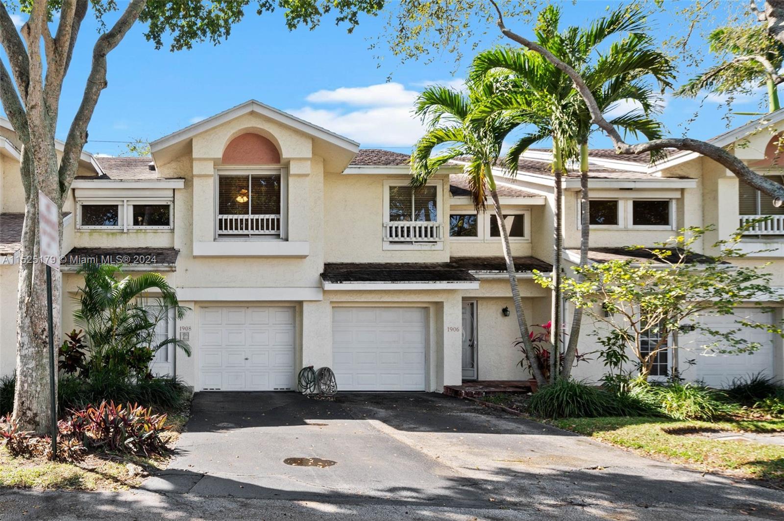 1908 Discovery Circle E Deerfield Beach FL 33442