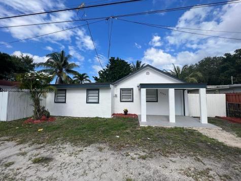 9555 NW 5th Court Miami FL 33150