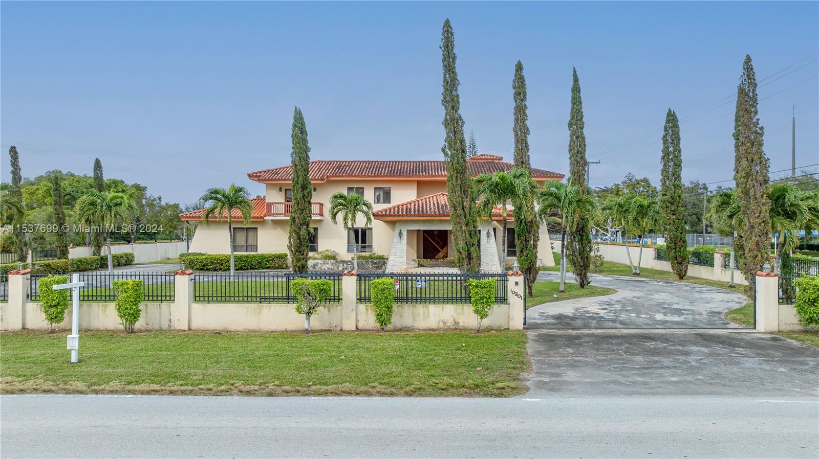 10201 SW 64th Street Miami FL 33173