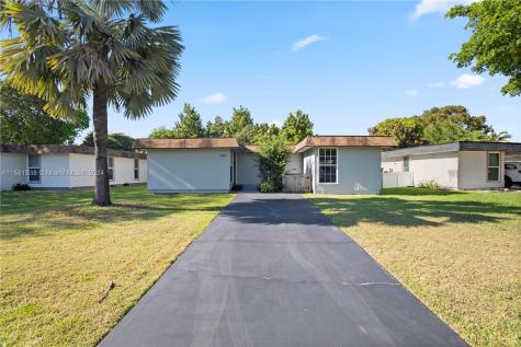 7303 NW 65th Street Tamarac FL 33321