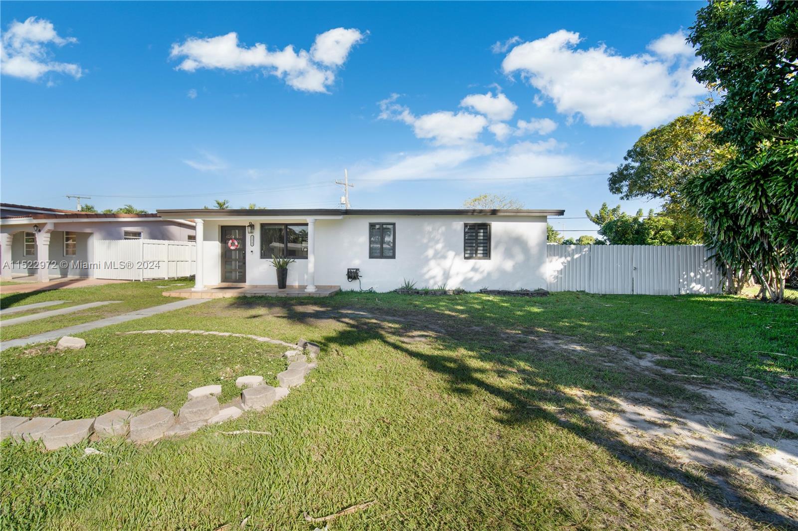 11245 SW 47th Terrace Miami FL 33165