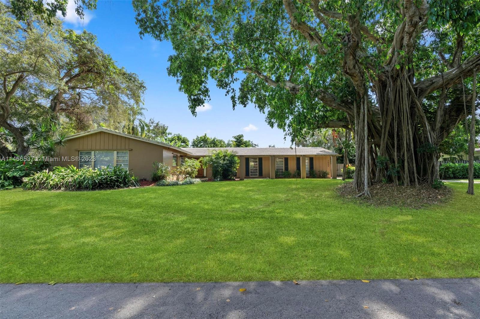 7532 SW 166th Terrace Palmetto Bay FL 33157