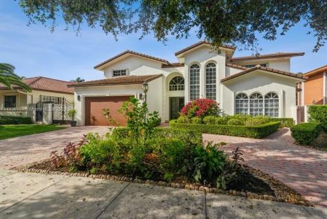 16502 NW 83rd Place Miami Lakes FL 33016