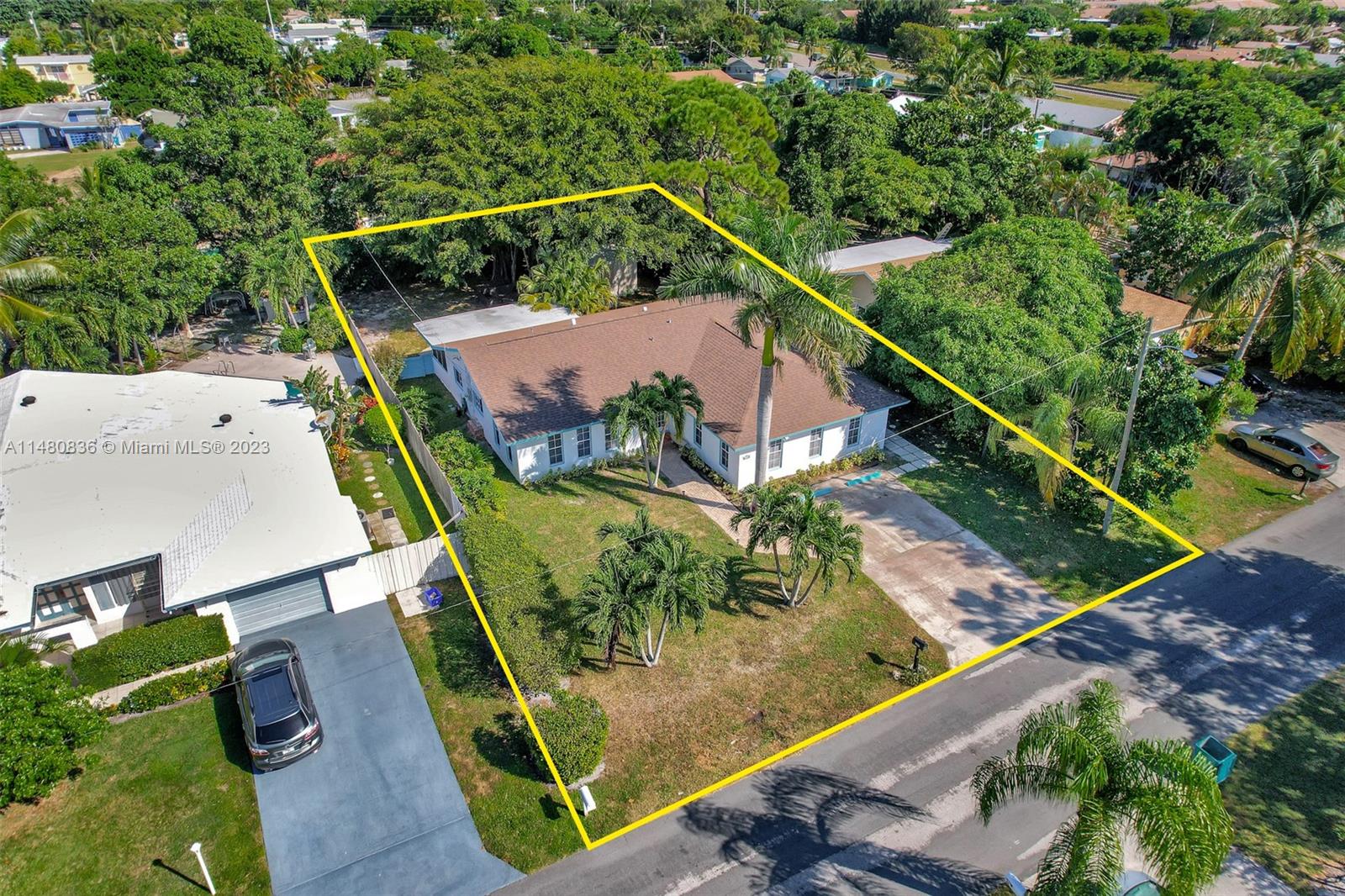 217 SE 26th Avenue Boynton Beach FL 33435
