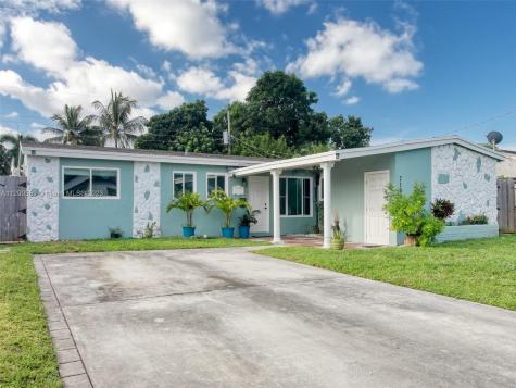 7160 Liberty Street Hollywood FL 33024