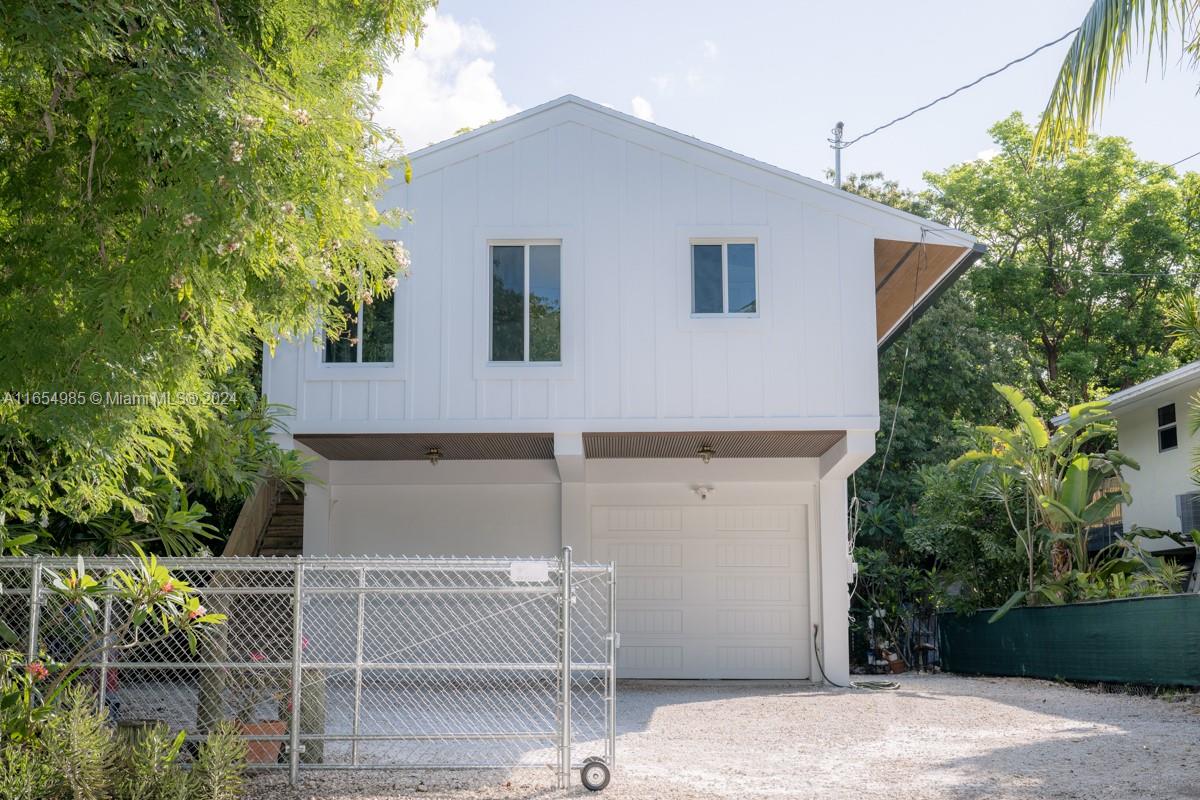 322 Bay View Avenue Key Largo FL 33037