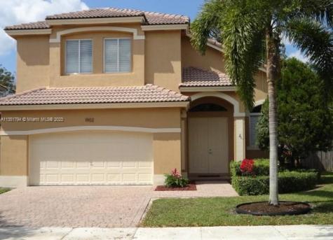 1902 SE 14th Circle Homestead FL 33035