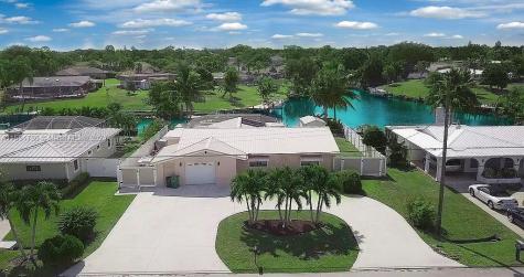 667 SE Calmoso Drive Port St. Lucie FL 34983