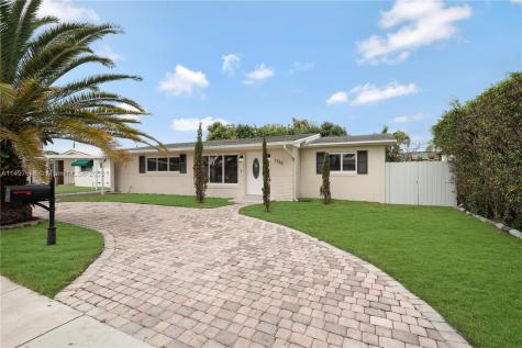 1739 W 79th Street Hialeah FL 33014