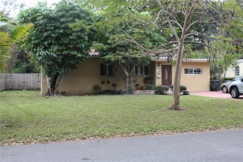 1040 NE 121st Street Biscayne Park FL 33161