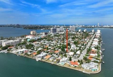 7509 W Treasure Drive North Bay Village FL 33141