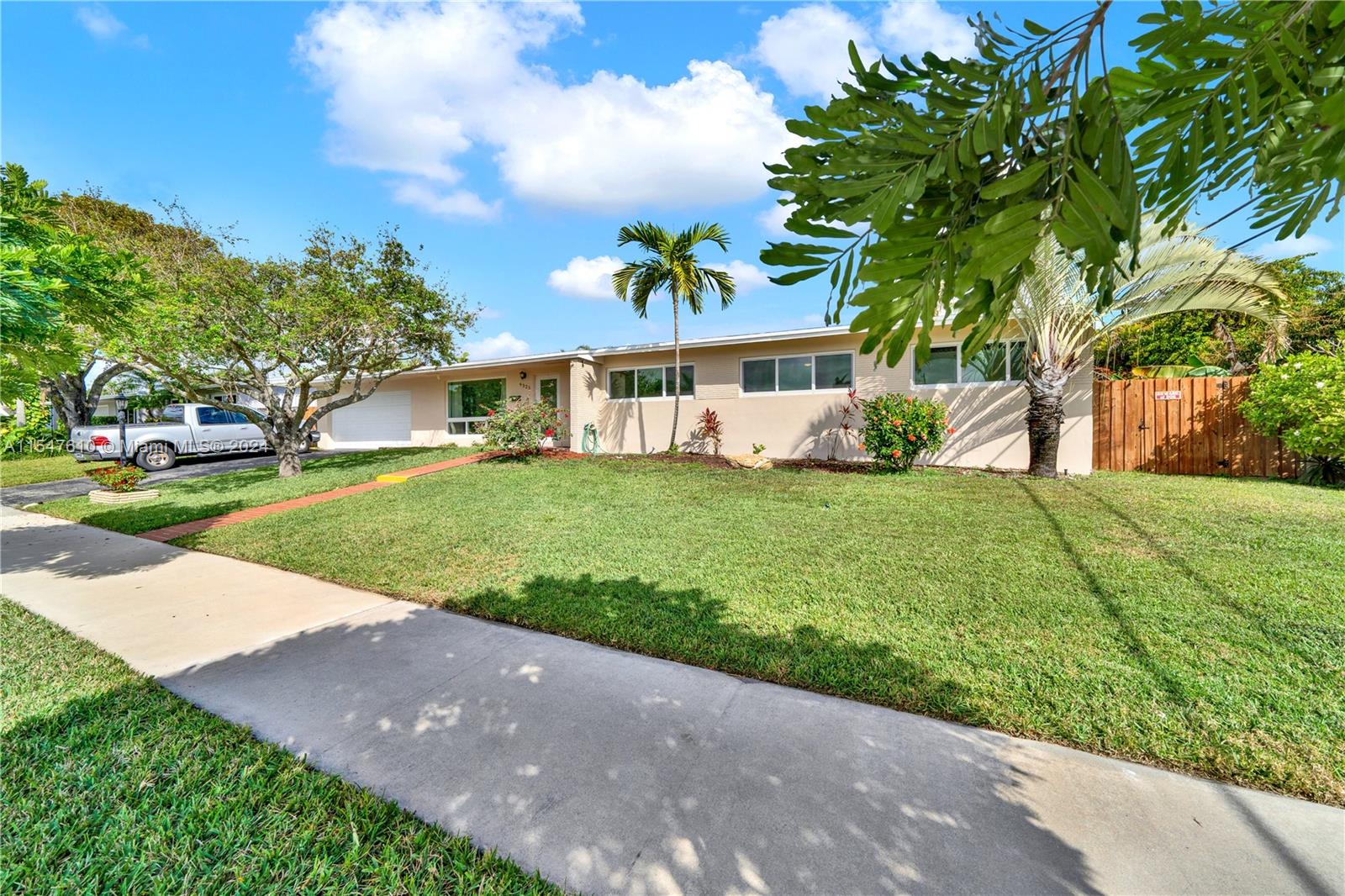 9325 SW 181st Street Palmetto Bay FL 33157