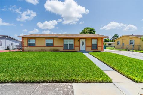 3560 NW 196th Lane Miami Gardens FL 33056