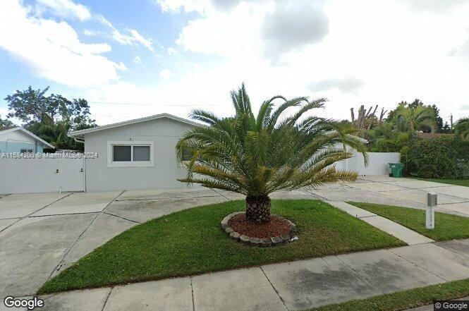 10334 Fairway Heights Boulevard Miami FL 33157
