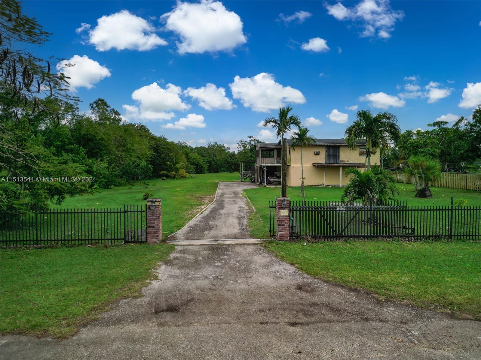 38925 SW 209th Avenue Homestead FL 33034