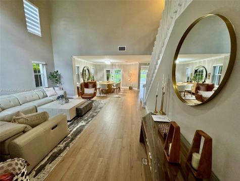 9500 SW 164th Court Miami FL 33196