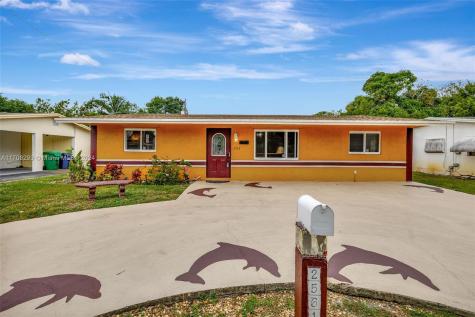 2561 NW 46th Avenue Lauderhill FL 33313