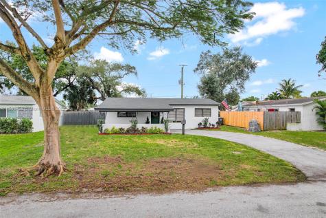 2101 N 61st Avenue Hollywood FL 33024