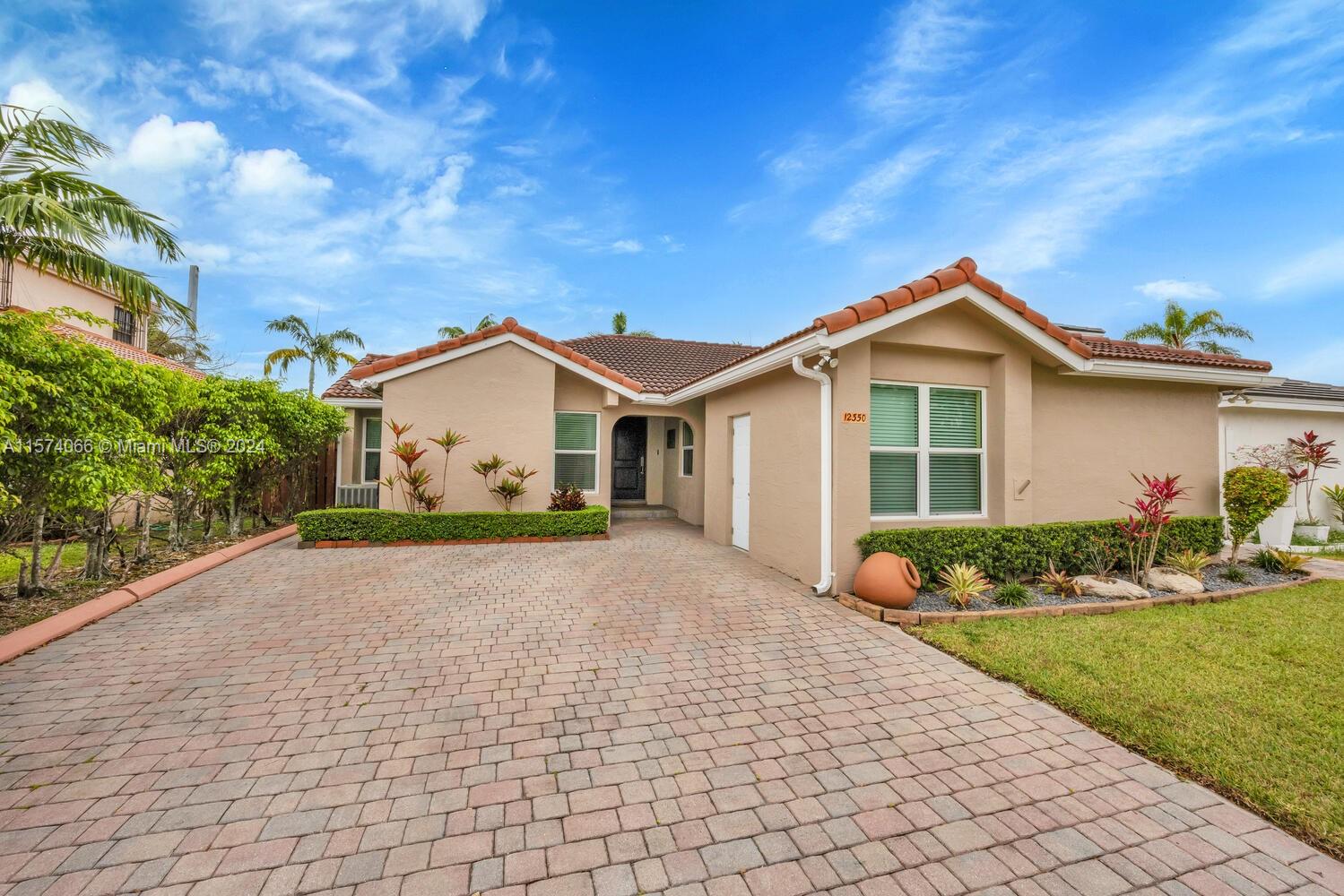 12350 SW 95th Terrace Miami FL 33186