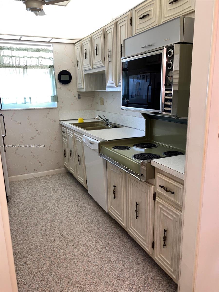 207 High Point Terrace Delray Beach FL 33445