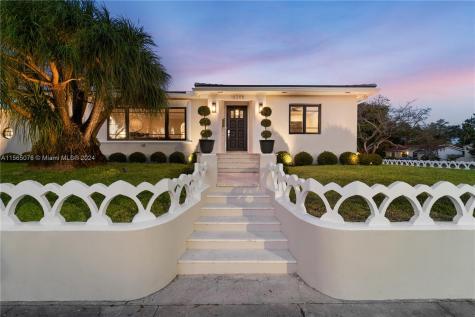 10205 NE 4th Avenue Miami Shores FL 33138