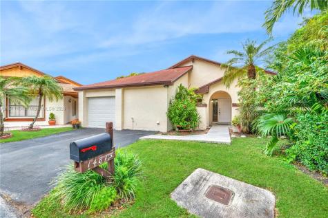 14815 SW 50th Terrace Miami FL 33185