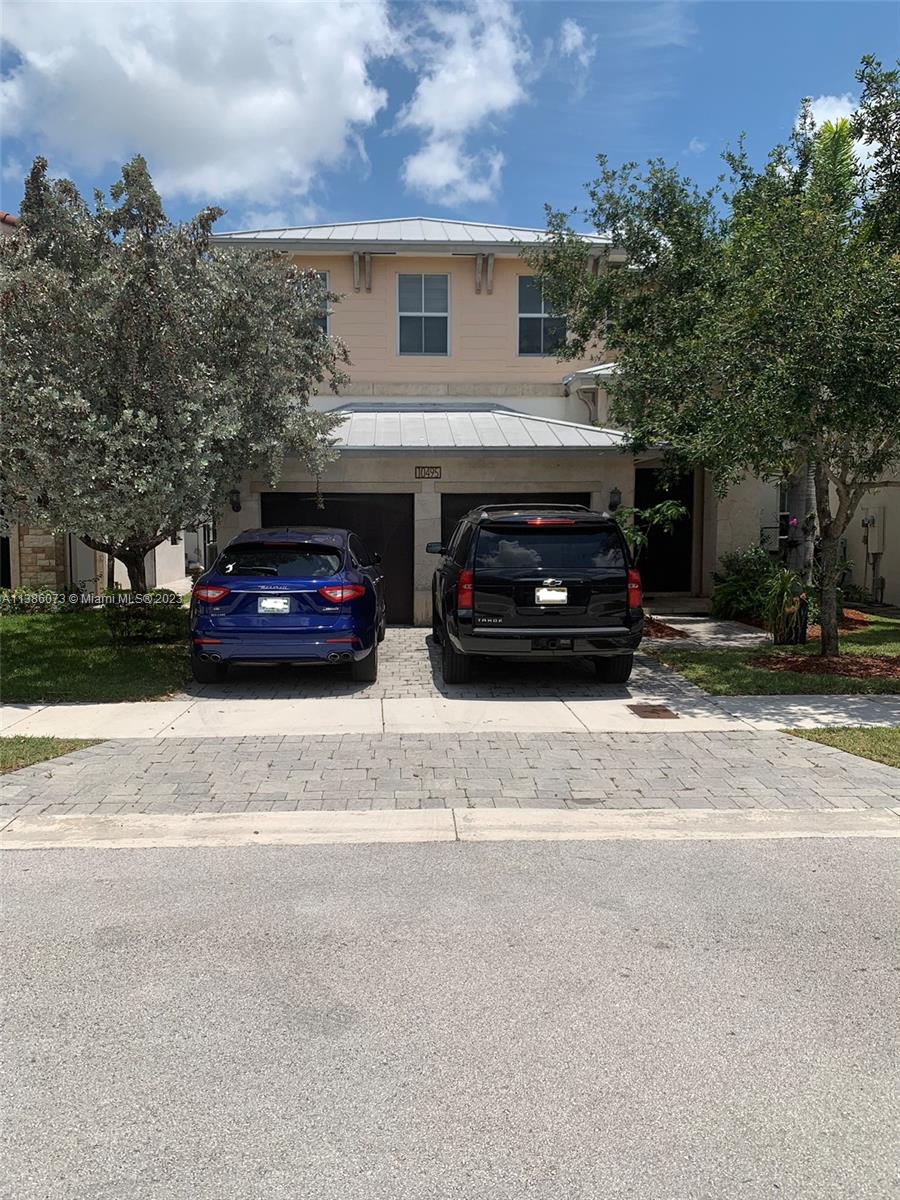 10495 NW 69th Terrace Doral FL 33178