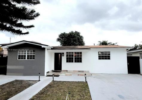 270 E 8th Street Hialeah FL 33010