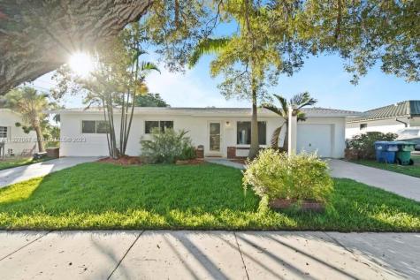 17910 SW 92nd Court Palmetto Bay FL 33157