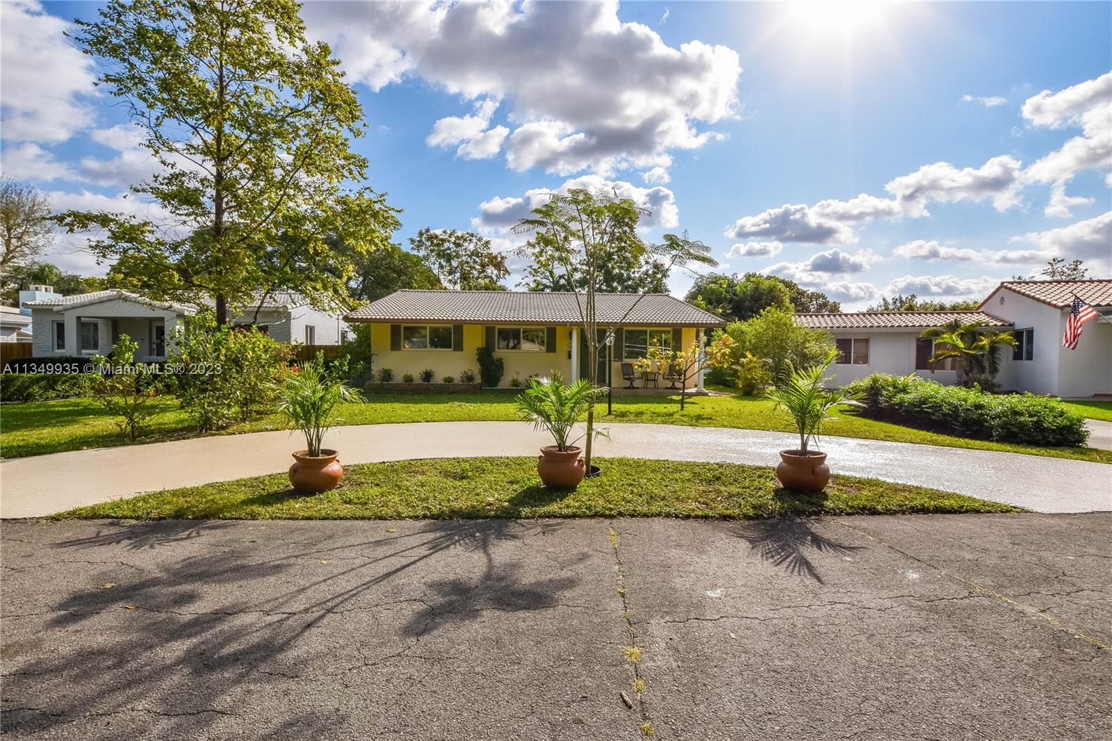 334 Azure Way Miami Springs FL 33166