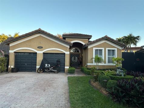 15420 SW 38th Terrace Miami FL 33185