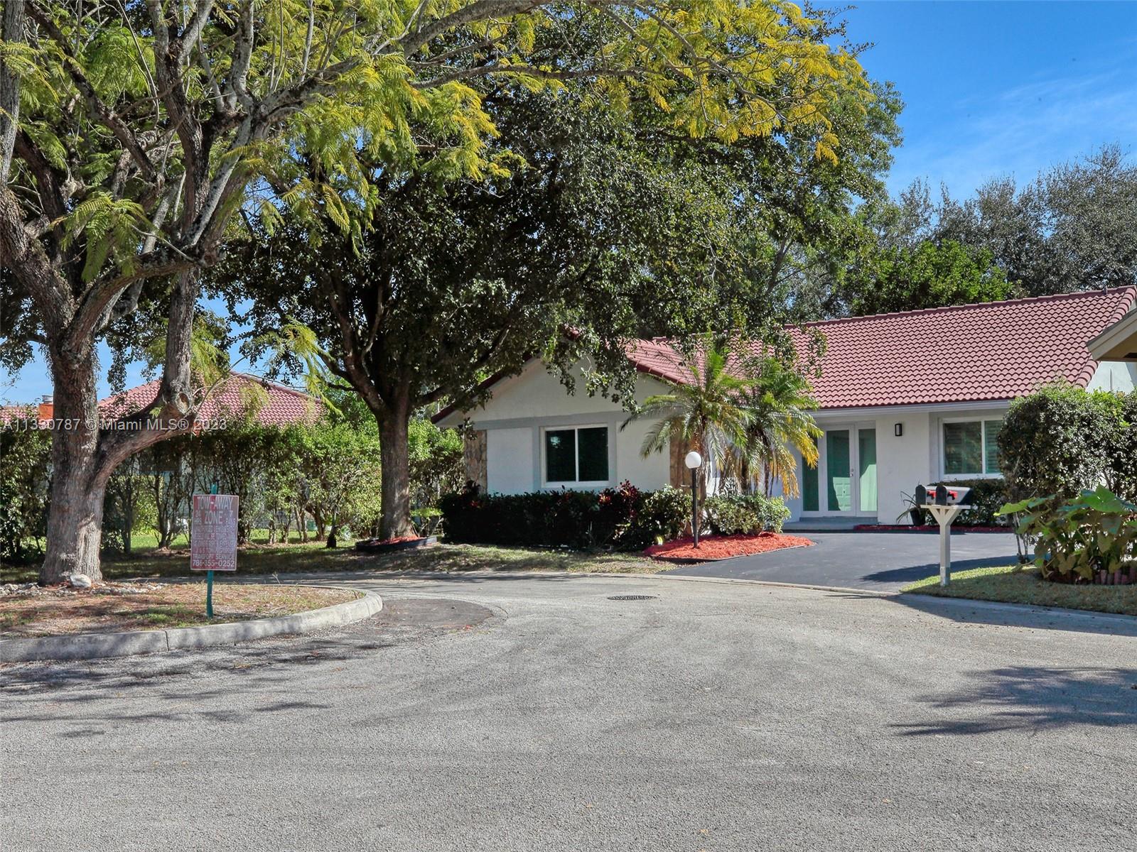 9510 Shadow Wood Court Coral Springs FL 33071
