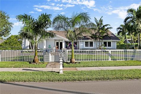 11005 SW 95th Street Miami FL 33176