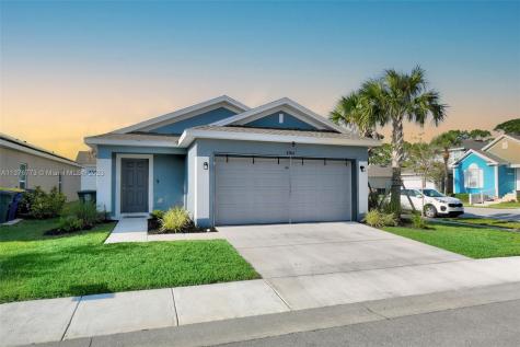 3364 Lafayette Square Way Fort Pierce FL 34982