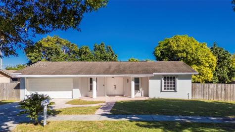16611 SW 108th Court Miami FL 33157