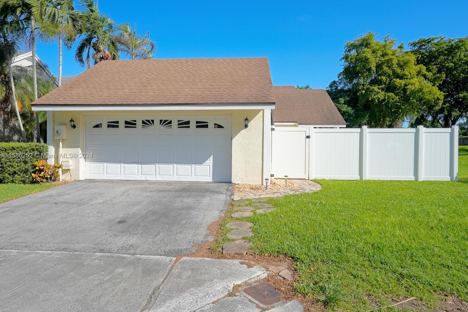 1441 Loon Court Homestead FL 33035
