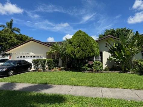 15371 SW 144th Street Miami FL 33196