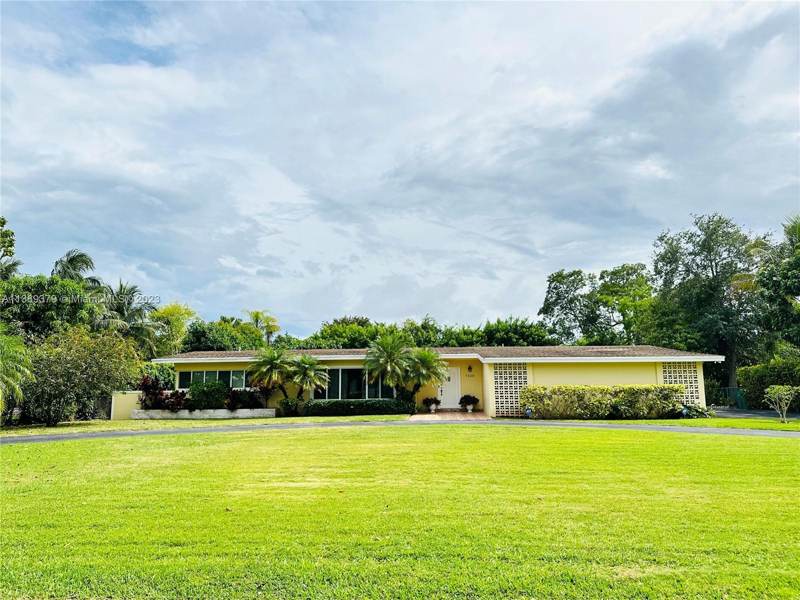 7220 SW 125th Street Pinecrest FL 33156