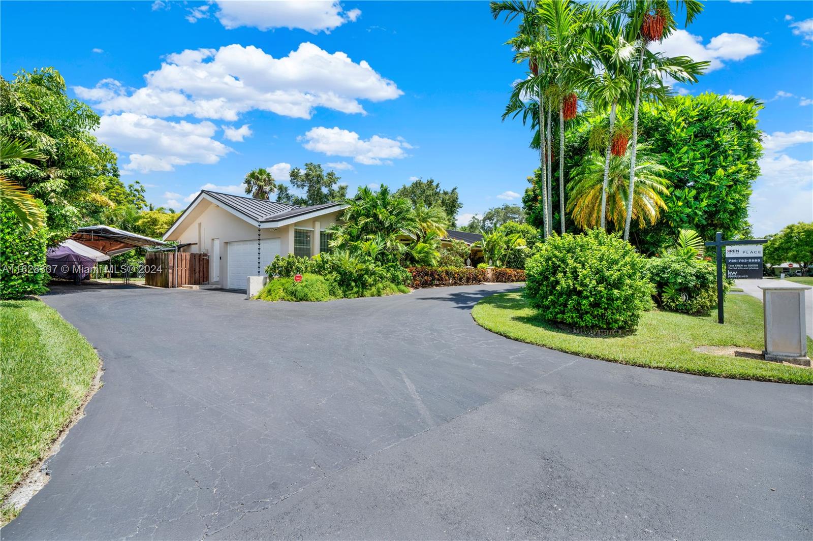 13835 SW 102nd Court Miami FL 33176