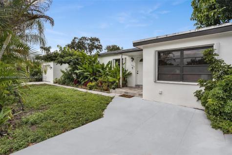 16200 NE 4th Avenue Miami FL 33162