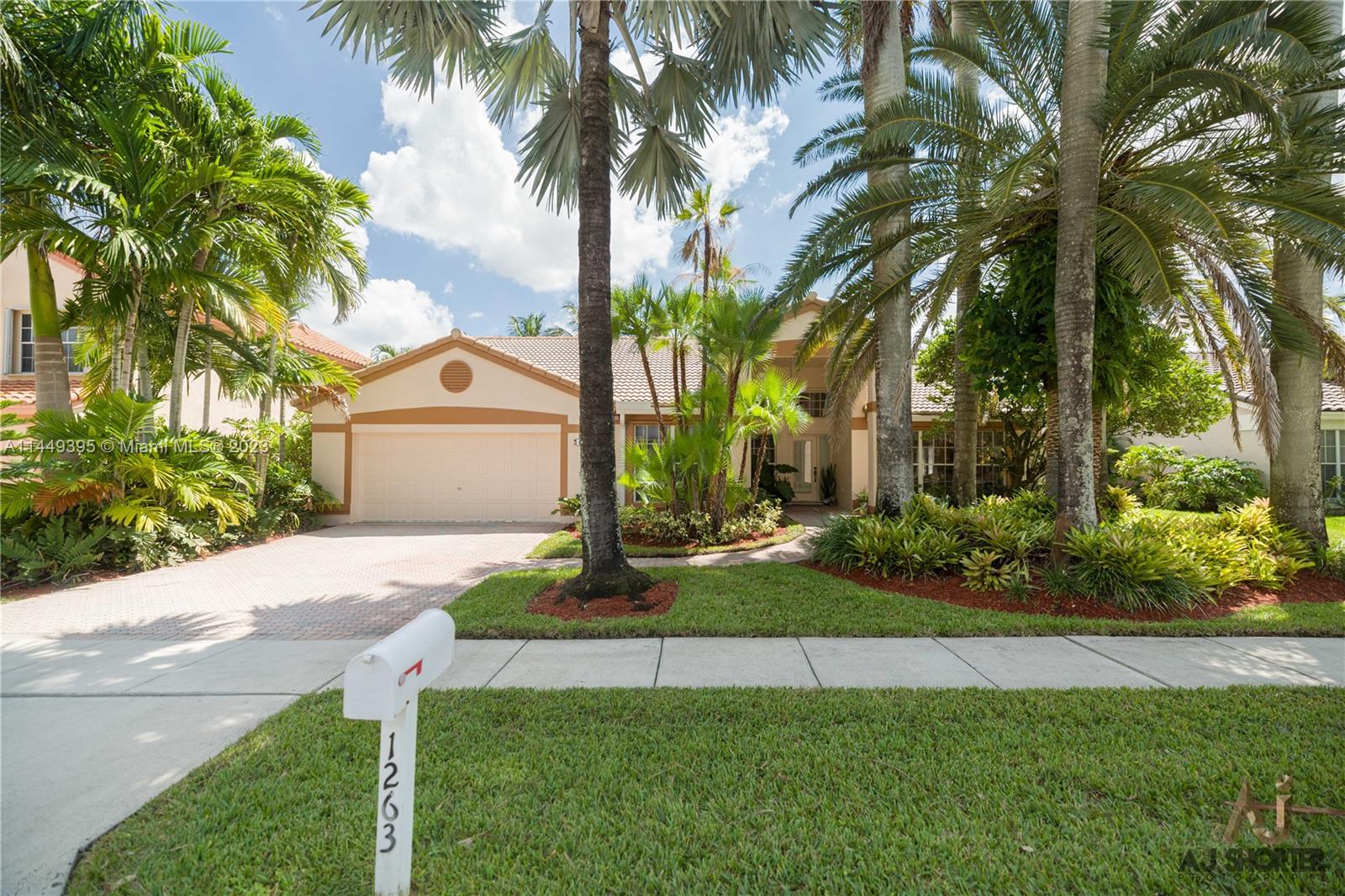 1263 NW 195th Avenue Pembroke Pines FL 33029