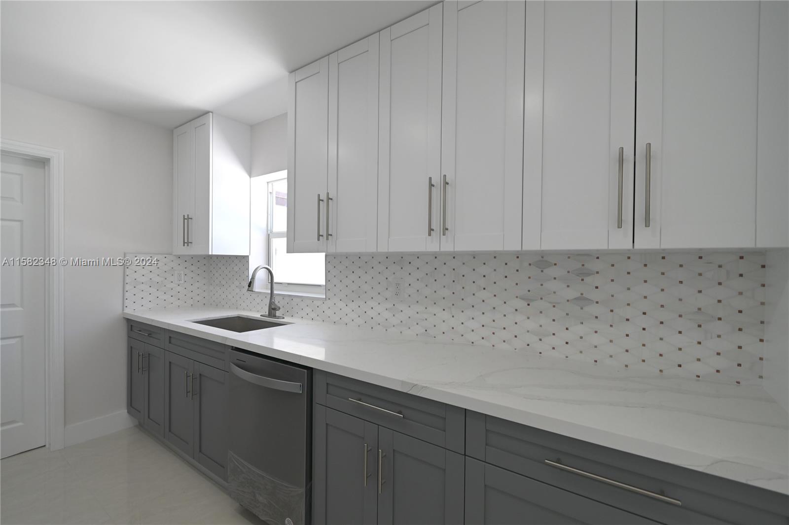9461 Jamaica Drive Cutler Bay FL 33189