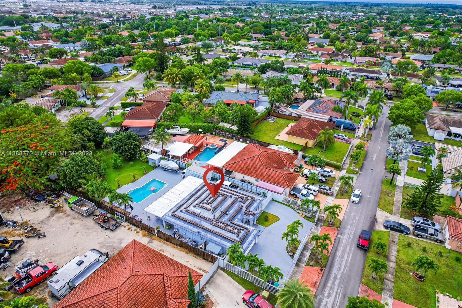 12458 SW 220th Street Miami FL 33170