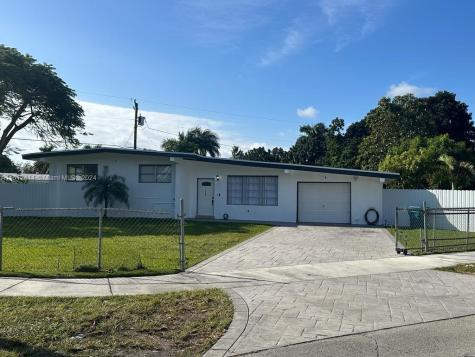 27000 SW 145th Avenue Homestead FL 33032