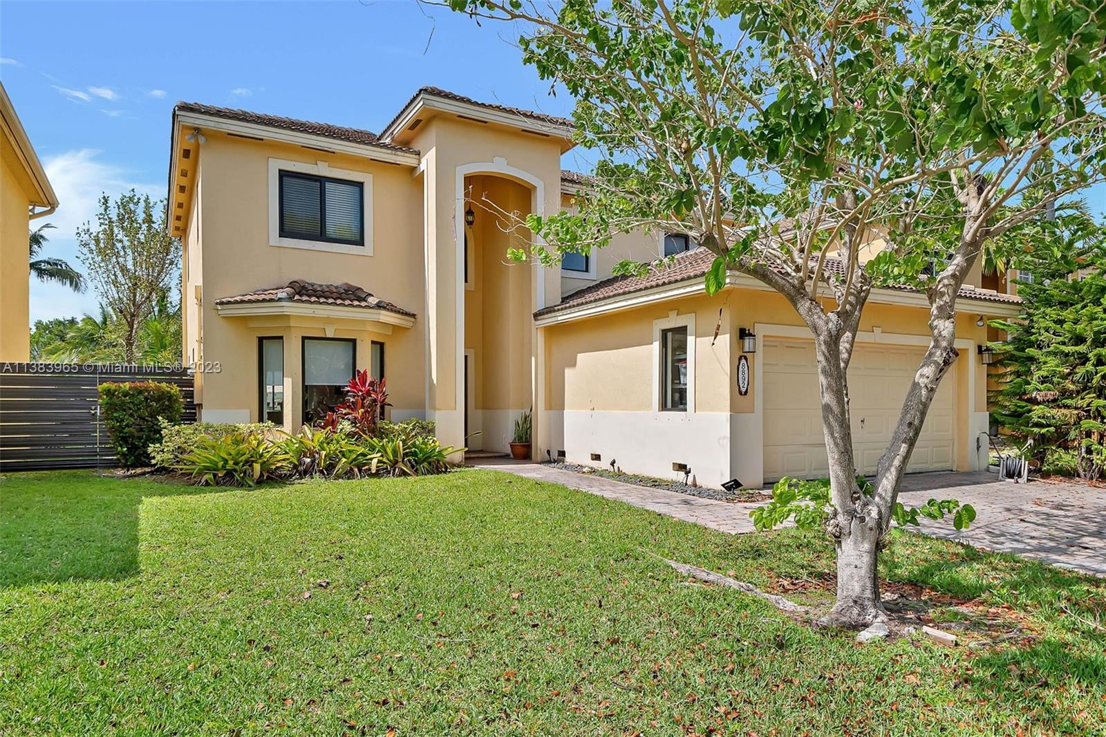 8892 SW 208th Terrace Cutler Bay FL 33189